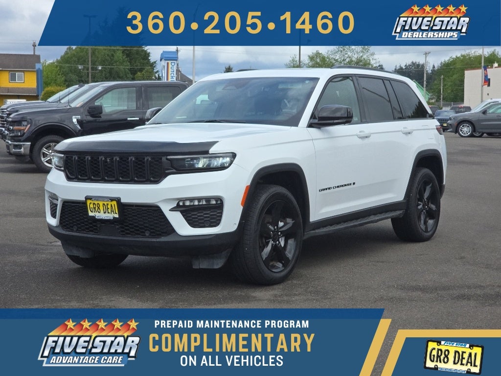 2024 Jeep Grand Cherokee Limited in Bright White — front three-quarter view